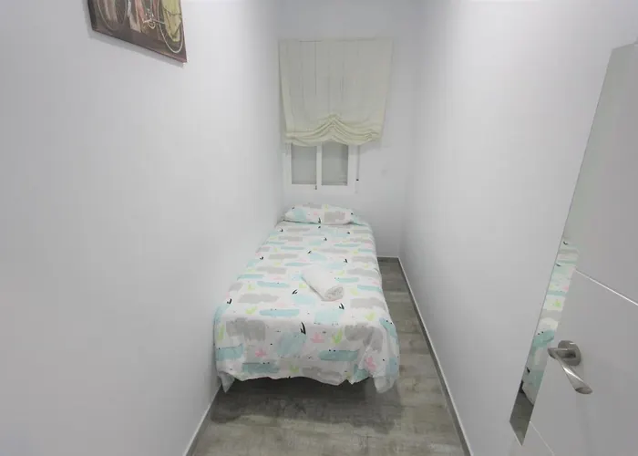 Apartament Carihuela Nidos - Segunda Linea De Playa - Excelente Conexion Wifi Torremolinos